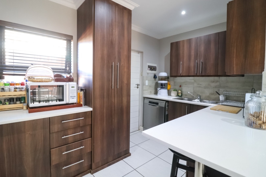 2 Bedroom Property for Sale in Groenvlei Sh Free State